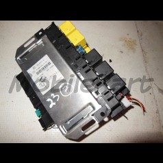 Блок предохранителей Мерседес / Mercedes W220 A0205451732