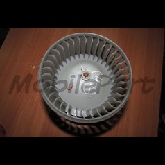 Мотор вентилятора печки Ауди А8 (Д2, 4Д) / Audi A8 (D2, 4D) 4D0959101