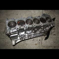 Блок двигателя БМВ / BMW 2.5 M52B25TU 256S4