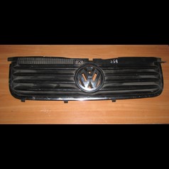 Решетка радиатора Фольксваген Пассат Б5+ / Volkswagen Passat B5+