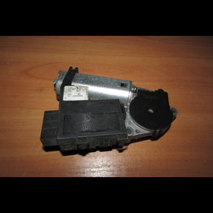 Моторчик люка БМВ Е39 / BMW E39