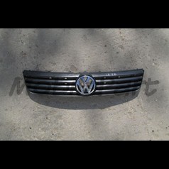 Решетка радиатора Фольксваген Пассат Б5 / Volkswagen Passat B5